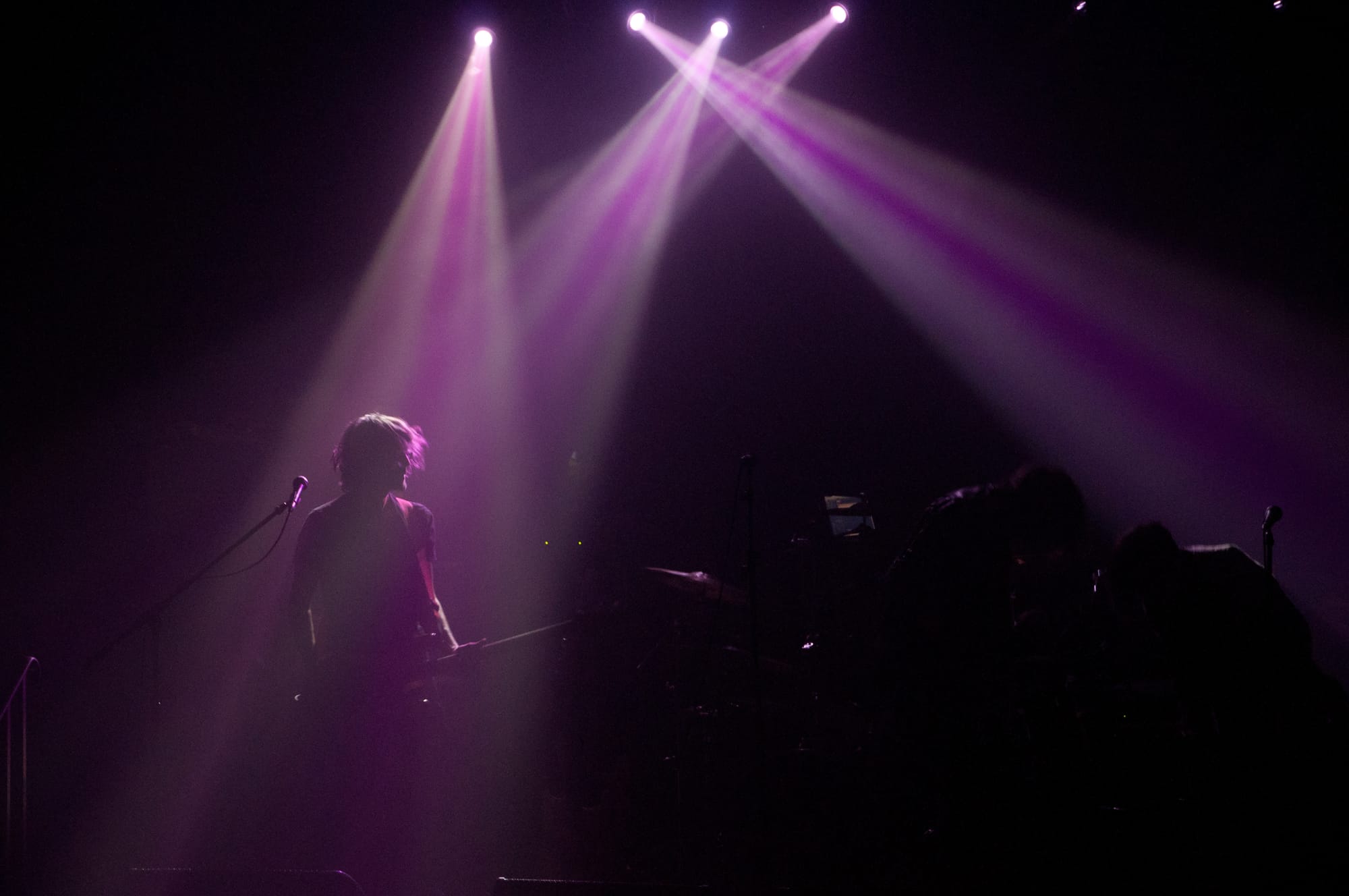 Eddy Temple-Morris, The Losers, 30 November 2011